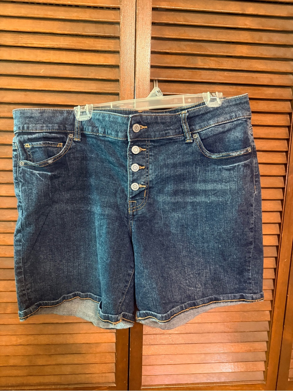 Maurices M Jeans Dark Wash Denim Button-Front Women's Shorts